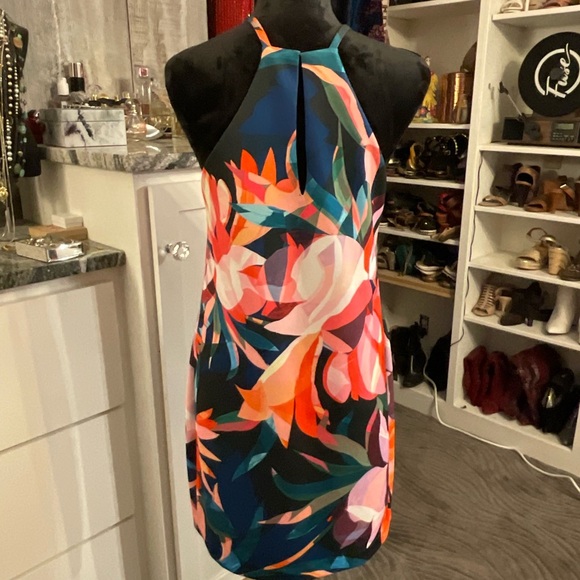 Trina Turk dress size 8 - Picture 4 of 6